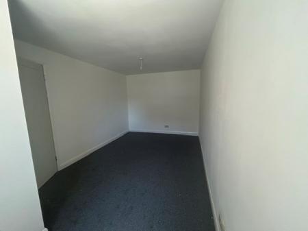 1 bedroom Flat to let in Torrington Street, Grimsby, DN32