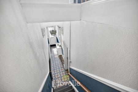 4 bedroom Terraced House for sale in Earl Street, Grimsby, DN31