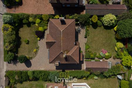 4 bedroom Detached house for sale in Bargate, Grimsby, DN34