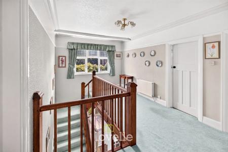4 bedroom Detached house for sale in Bargate, Grimsby, DN34