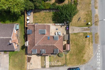 3 bedroom Detached house for sale in North End, Keelby, DN41