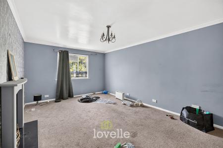 3 bedroom End of terrace house for sale in Bonby Grove, Grimsby, DN33