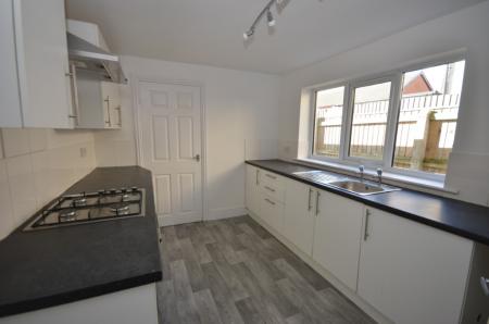 3 bedroom Terraced House to let in Elsenham Road, Grimsby, DN31