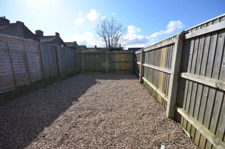 3 bedroom Terraced House to let in Elsenham Road, Grimsby, DN31
