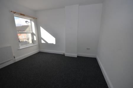 3 bedroom Terraced House to let in Elsenham Road, Grimsby, DN31