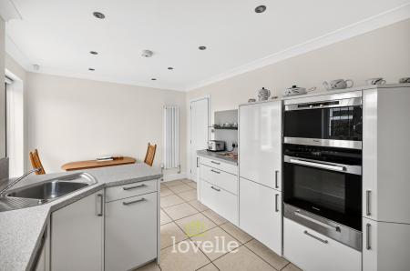 4 bedroom Detached house for sale in Augusta Oaks, Grimsby, DN34