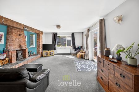 3 bedroom Detached bungalow for sale in Sterling Crescent, Waltham, DN37
