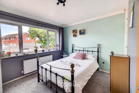 3 bedroom Detached bungalow for sale in Sterling Crescent, Waltham, DN37