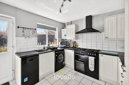 3 bedroom Detached bungalow for sale in Sterling Crescent, Waltham, DN37