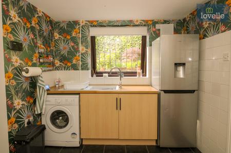 3 bedroom Semi-detached house for sale in Newmarket, Louth, LN11