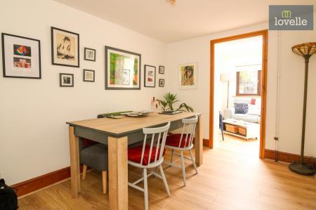 3 bedroom Semi-detached house for sale in Newmarket, Louth, LN11
