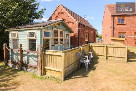 4 bedroom Detached house for sale in Keeling Street, North Somercotes, LN11