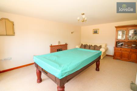 4 bedroom Detached house for sale in Keeling Street, North Somercotes, LN11
