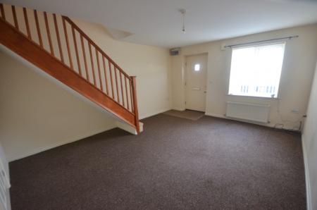 2 bedroom Terraced House to let in Danes Close, Grimsby, DN32