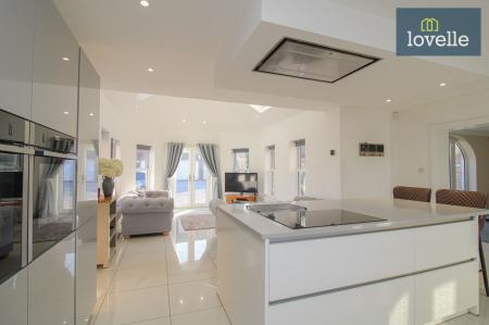 5 bedroom Detached house for sale in Post Office Lane, Ashby-Cum-Fenby, DN37