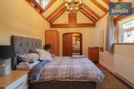 5 bedroom Detached house for sale in Post Office Lane, Ashby-Cum-Fenby, DN37