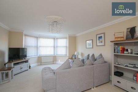 5 bedroom Detached house for sale in Post Office Lane, Ashby-Cum-Fenby, DN37