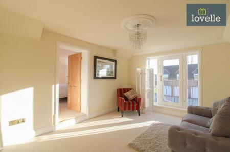 5 bedroom Detached house for sale in Post Office Lane, Ashby-Cum-Fenby, DN37