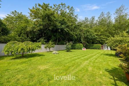 4 bedroom Detached house for sale in Beck Farm Mews, Barnoldby-Le-Beck, DN37