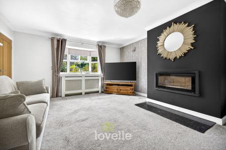 4 bedroom Detached house for sale in Beck Farm Mews, Barnoldby-Le-Beck, DN37