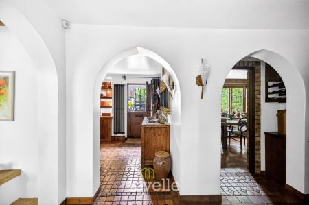 4 bedroom Detached house for sale in Main Road, Hatcliffe, DN37