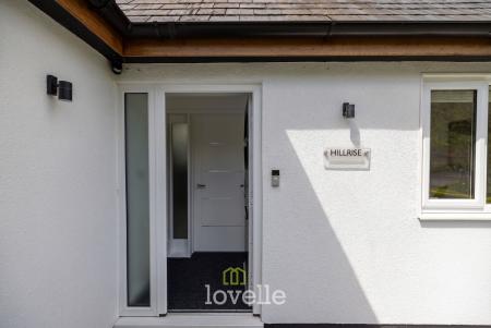 4 bedroom Detached house for sale in Chapel Lane, Barnoldby-Le-Beck, DN37