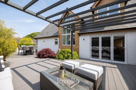4 bedroom Detached house for sale in Chapel Lane, Barnoldby-Le-Beck, DN37