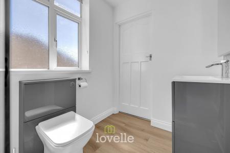 4 bedroom Detached house for sale in Louth Road, Grimsby, DN33