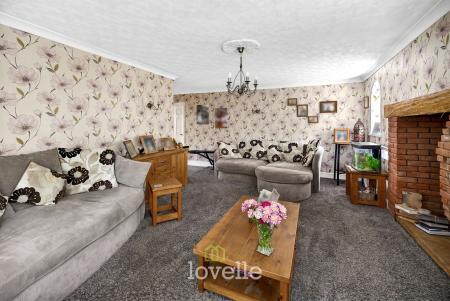 3 bedroom Detached house for sale in Pelham Avenue, Grimsby, DN33