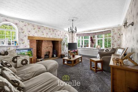 3 bedroom Detached house for sale in Pelham Avenue, Grimsby, DN33