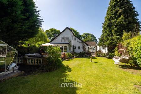 3 bedroom Detached house for sale in Pelham Avenue, Grimsby, DN33