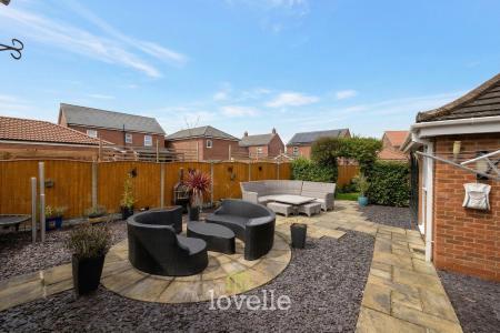 4 bedroom Detached house for sale in Buttercup Court, Healing, DN41