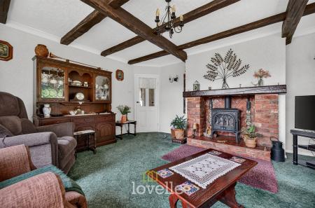 3 bedroom Detached bungalow for sale in Main Road, Hatcliffe, DN37