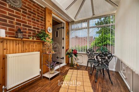 3 bedroom Detached bungalow for sale in Main Road, Hatcliffe, DN37