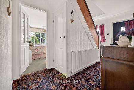 3 bedroom Detached bungalow for sale in Main Road, Hatcliffe, DN37