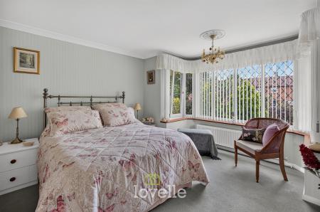 3 bedroom Detached bungalow for sale in Main Road, Hatcliffe, DN37