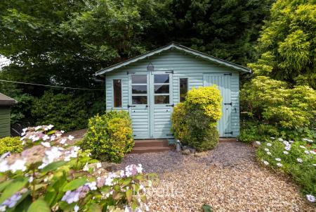 3 bedroom Detached bungalow for sale in Main Road, Hatcliffe, DN37