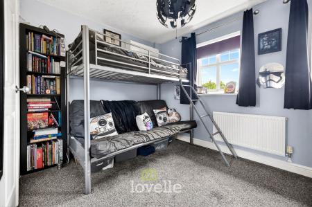 4 bedroom Detached house for sale in Larkspur Avenue, Healing, DN41