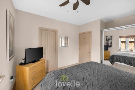 4 bedroom Detached house for sale in Mayfields Court, Stallingborough, DN41