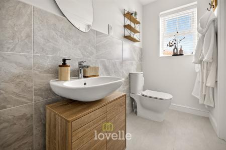 4 bedroom Detached house for sale in Heale Drive, Immingham, DN40