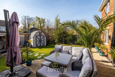 4 bedroom Detached house for sale in Cowslip Court, Healing, DN41
