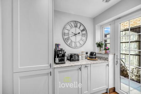 4 bedroom Detached house for sale in Cowslip Court, Healing, DN41