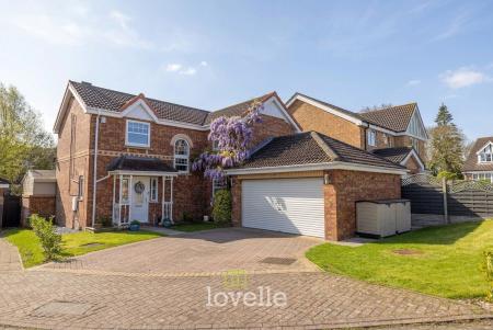 Cowslip Court, Healing, DN41