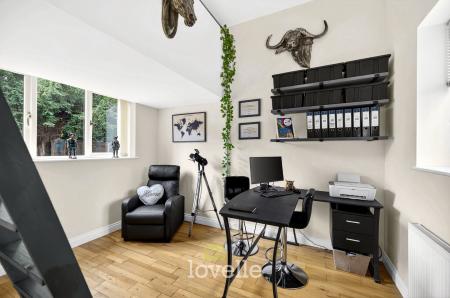 3 bedroom Detached house for sale in Welholme Road, Grimsby, DN32
