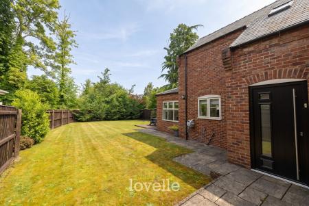 3 bedroom Detached house for sale in Welholme Road, Grimsby, DN32
