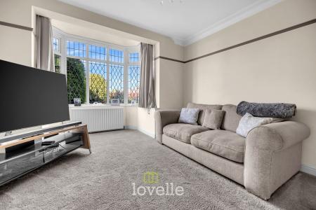 4 bedroom Semi-detached house for sale in Waltham Road, Grimsby, DN33