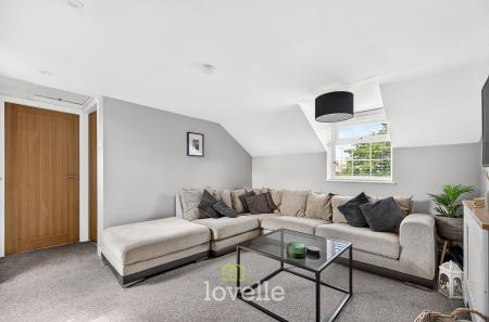 3 bedroom Detached house for sale in North End, Keelby, DN41