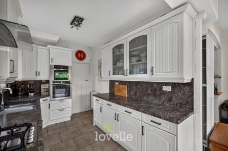 3 bedroom Semi-detached house for sale in Devonshire Avenue, Grimsby, DN32