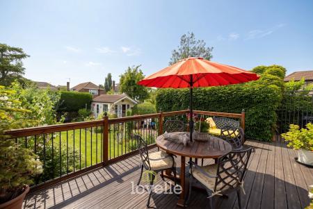 3 bedroom Semi-detached house for sale in Devonshire Avenue, Grimsby, DN32
