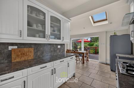 3 bedroom Semi-detached house for sale in Devonshire Avenue, Grimsby, DN32